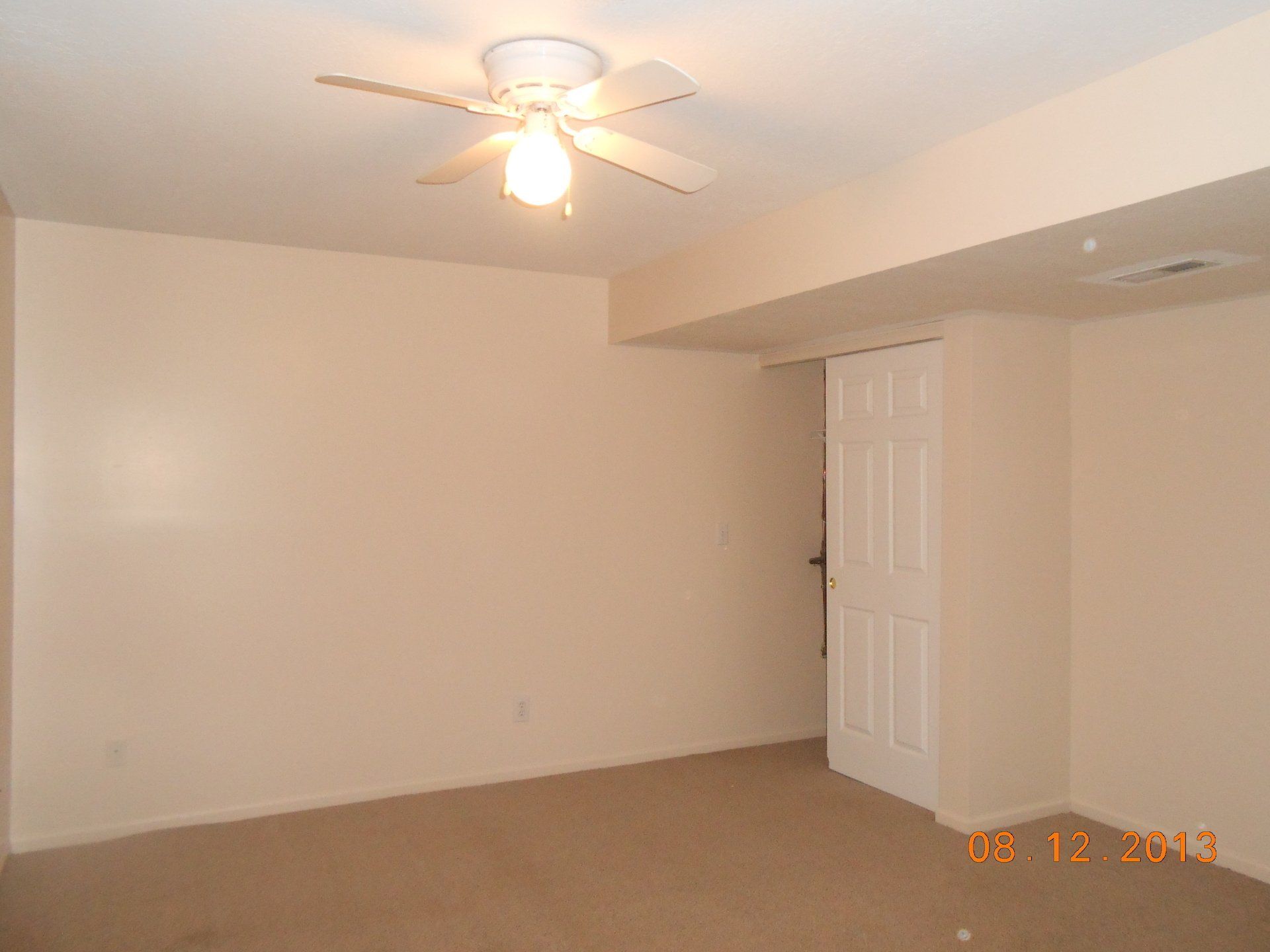 244-246 E. 19th Ave. - Living Room 01