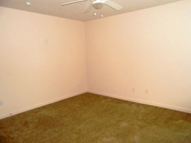 2474-2492 Neil Ave bedroom 3