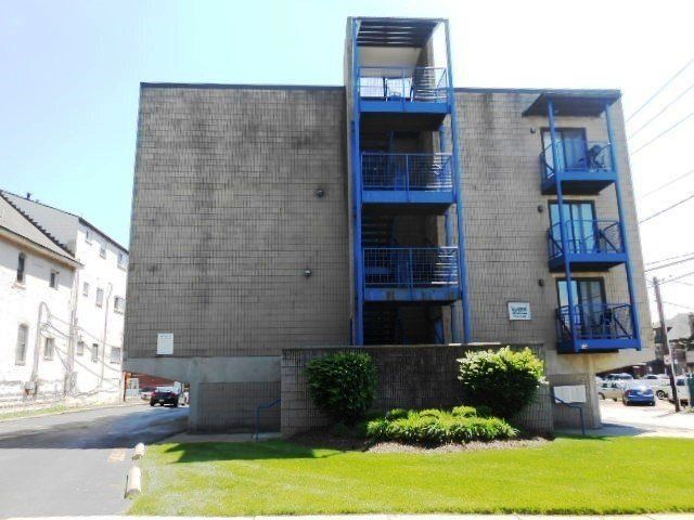 33 E. 17th Ave exterior