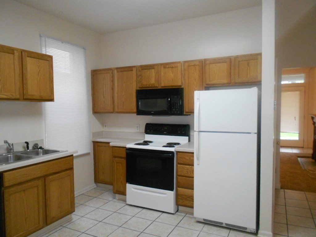 39-E-Patterson- Kitchen