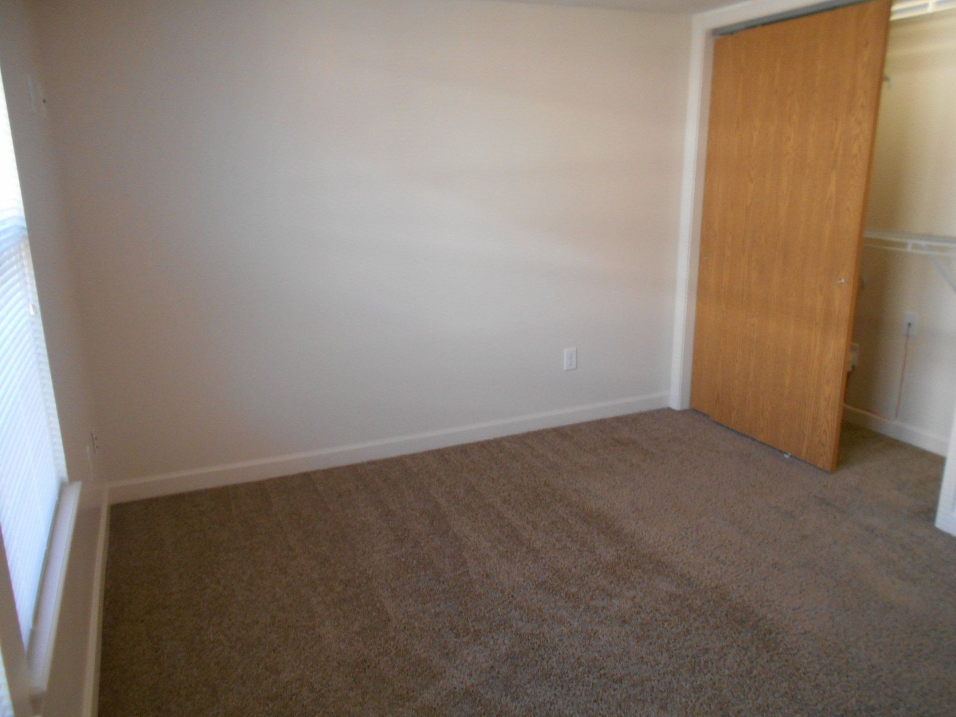 44 W. 9th Ave. bedroom 5