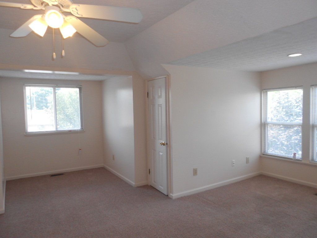 61 W. 10th Ave Apt. B bedroom