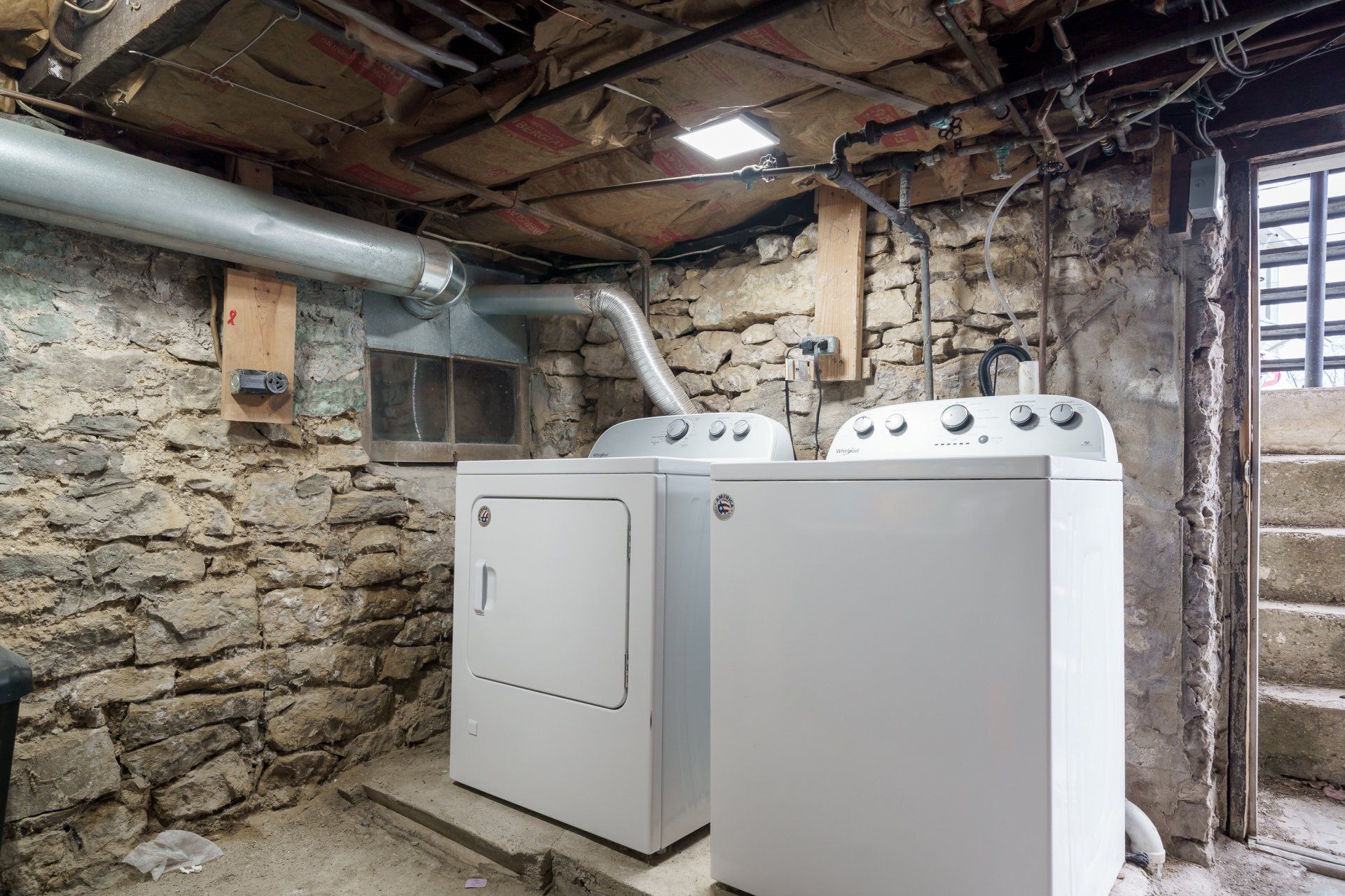 61 - 65 E. 4th interior 1