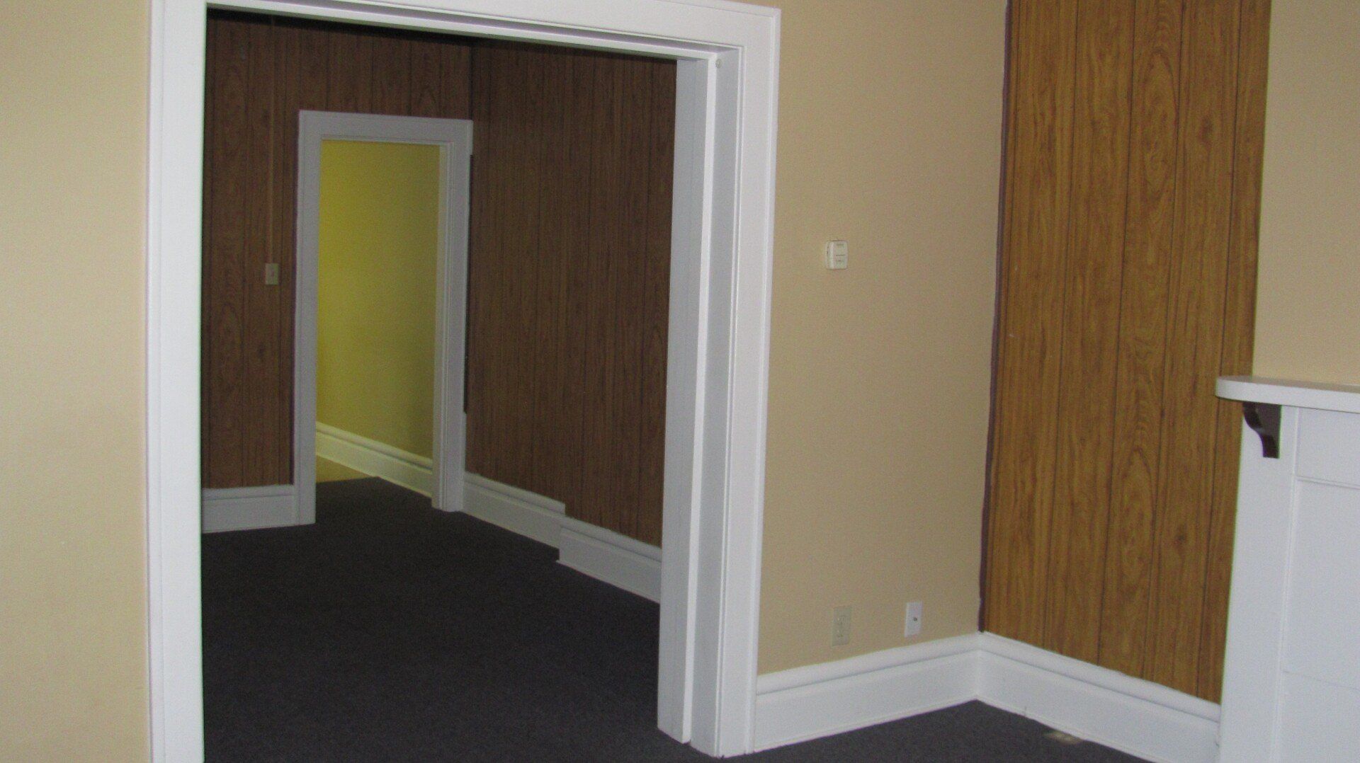 65-67 W. Oakland Ave interior