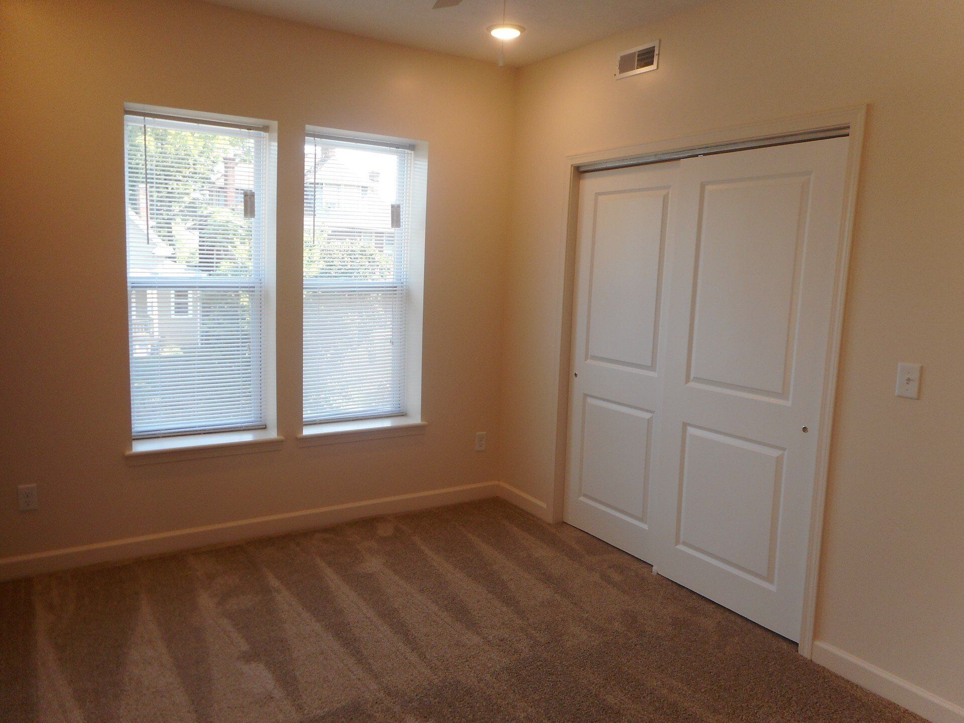 165 E. 13th Ave. Apt. B- Bedroom 05