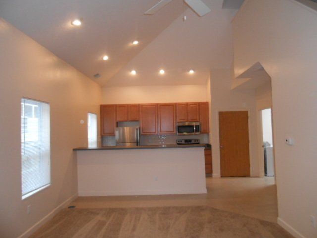 70-72 Bucks Alley galley living space