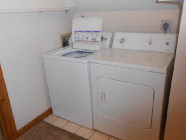 61 Chittenden Ave Apt. C laundry