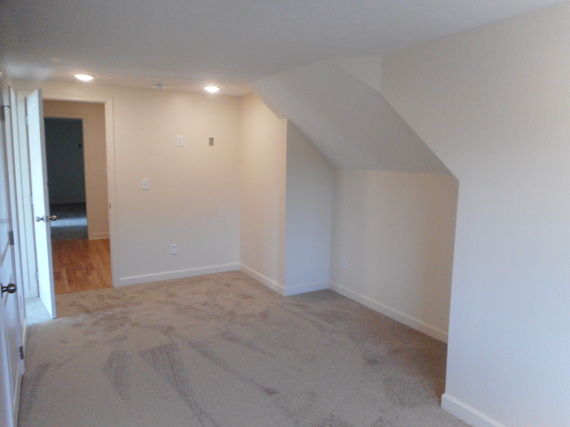 165 E. 13th Ave. Apt. B- Bedroom 04