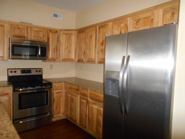 91-93 W. Northwood Ave kitchen