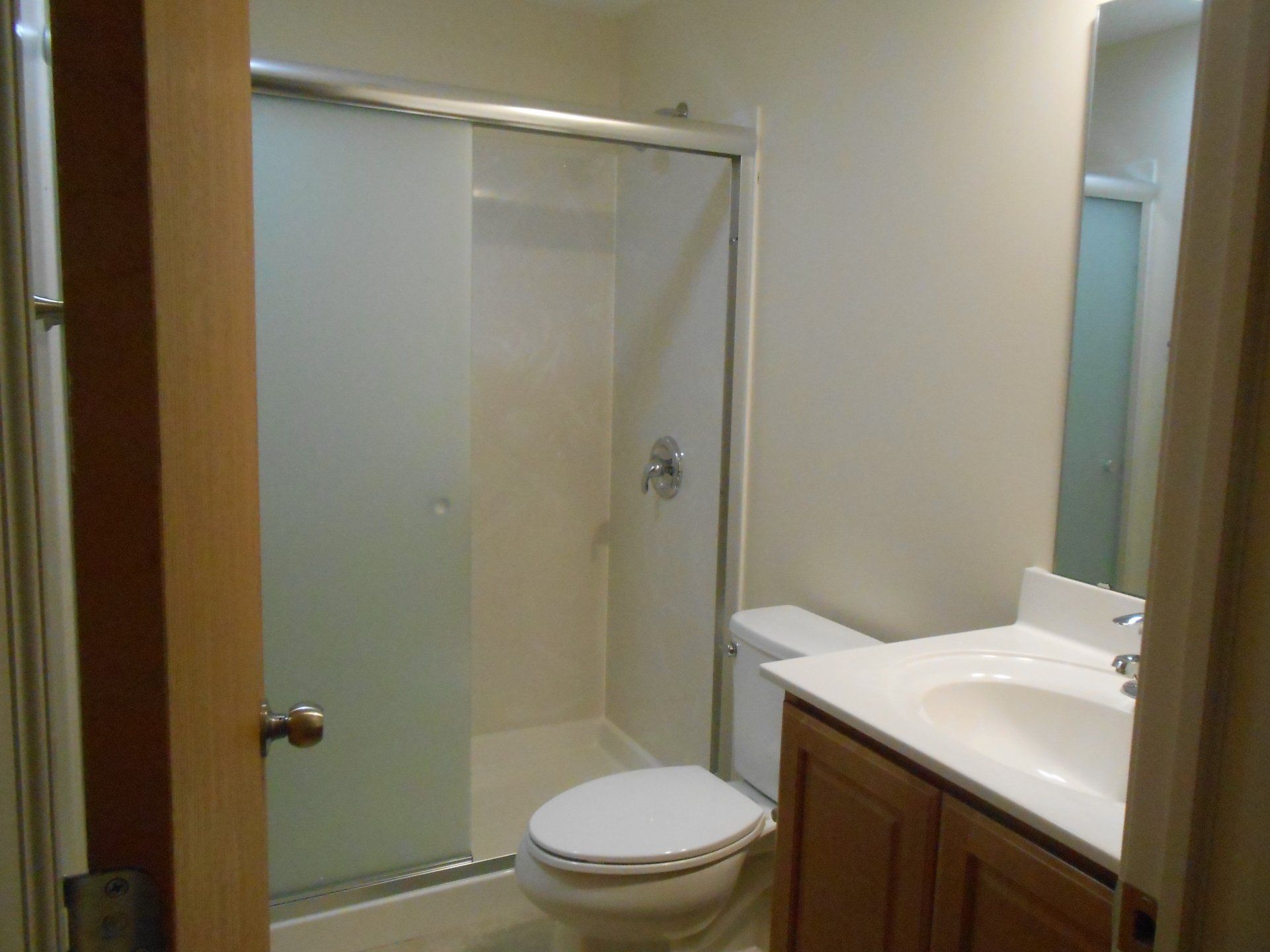 94 & 98 Chittenden Ave guest bathroom