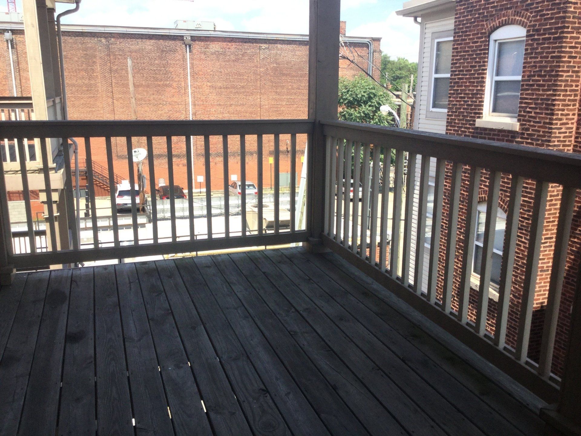 1694-1702 N. High St (1694) interior 16