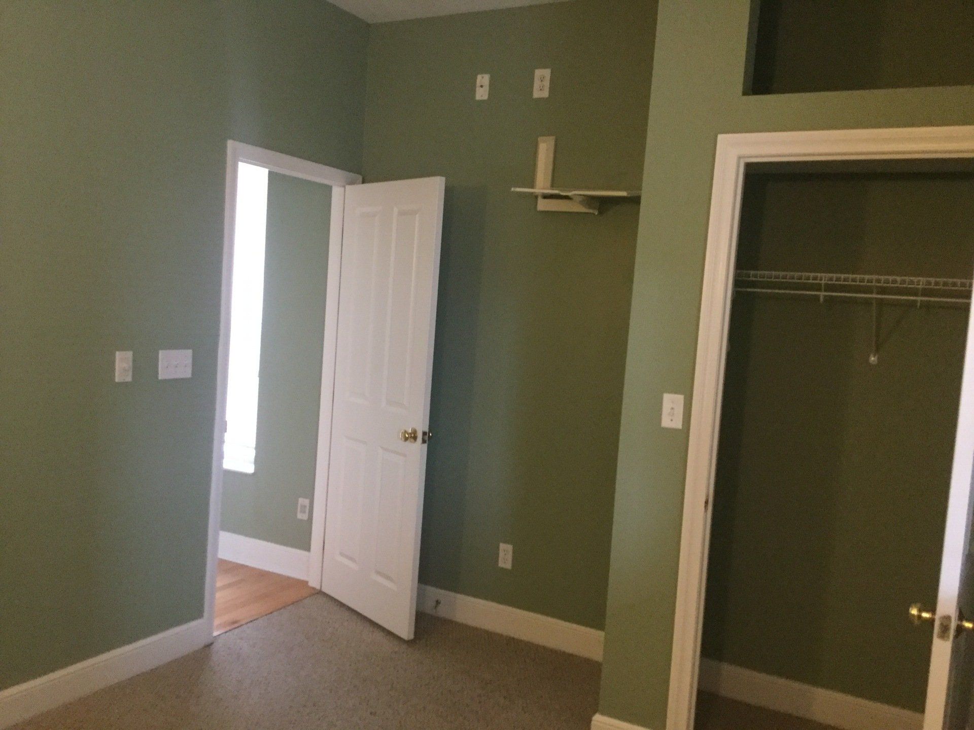 1694-1702 N. High St (1694) interior 19