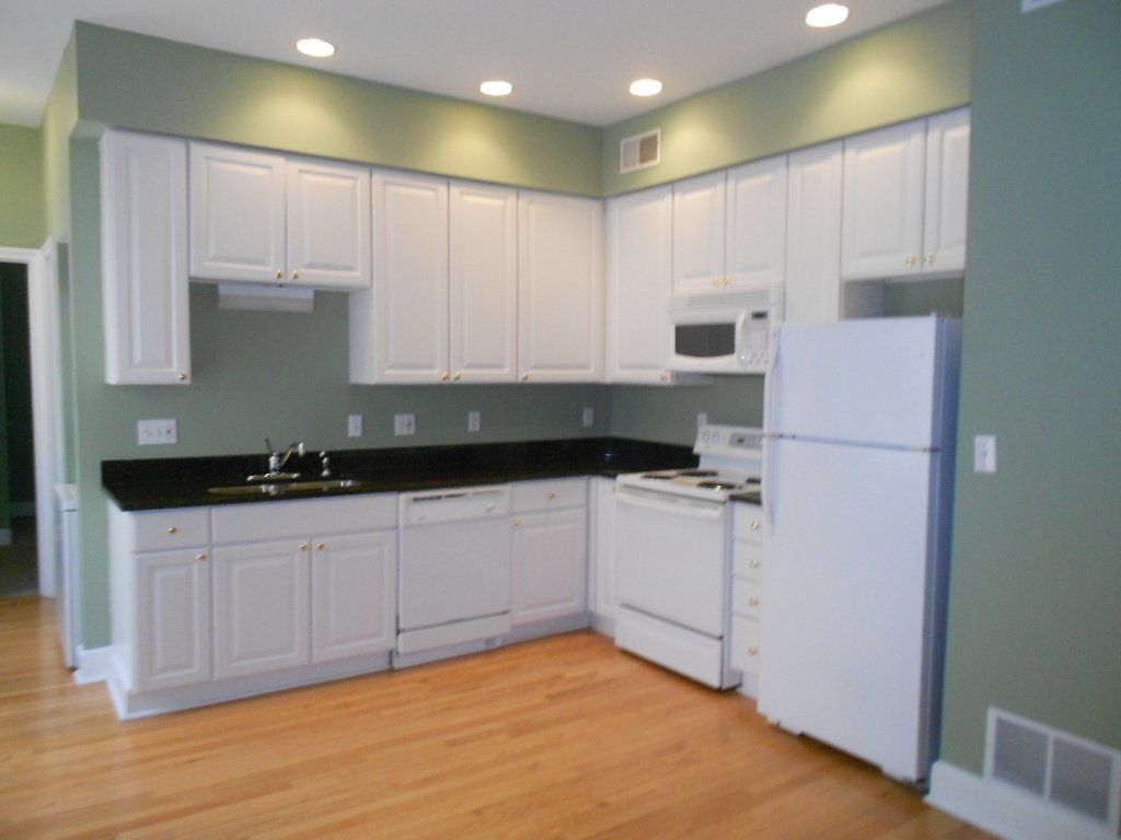 1694-1702 N. High St (1694) interior 18