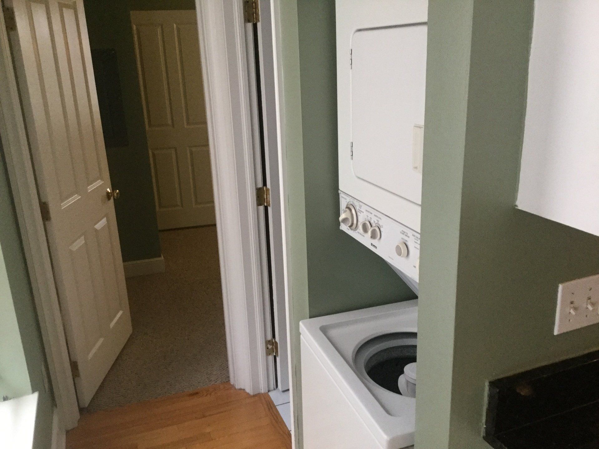 1694-1702 N. High St (1694) interior 7