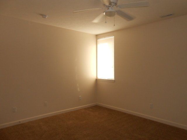 2474-2492 Neil Ave living room 5