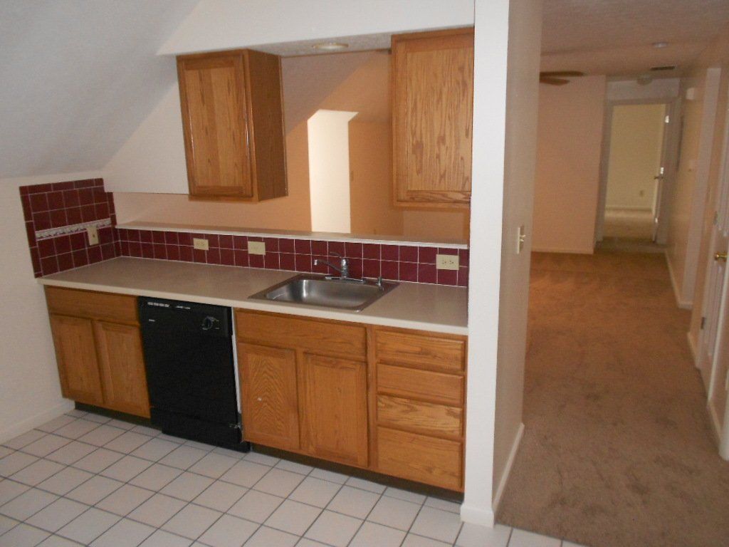 218 E. 17th Ave. - Kitchen 02