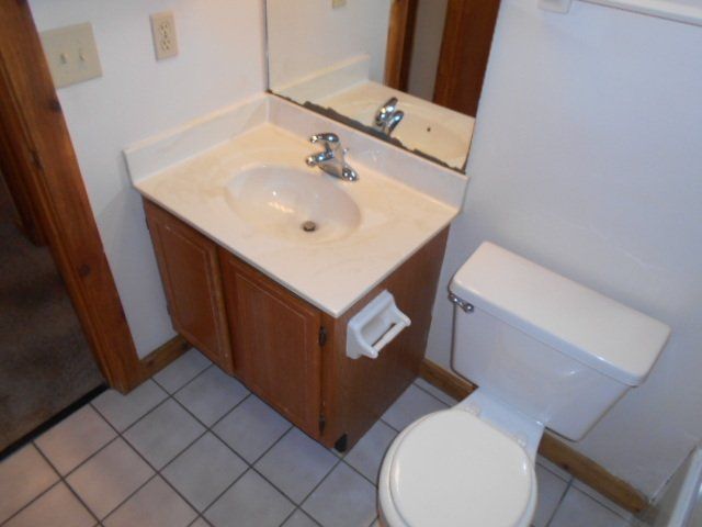 50 W. 10 Ave -  Bathroom 01 - Apt 03