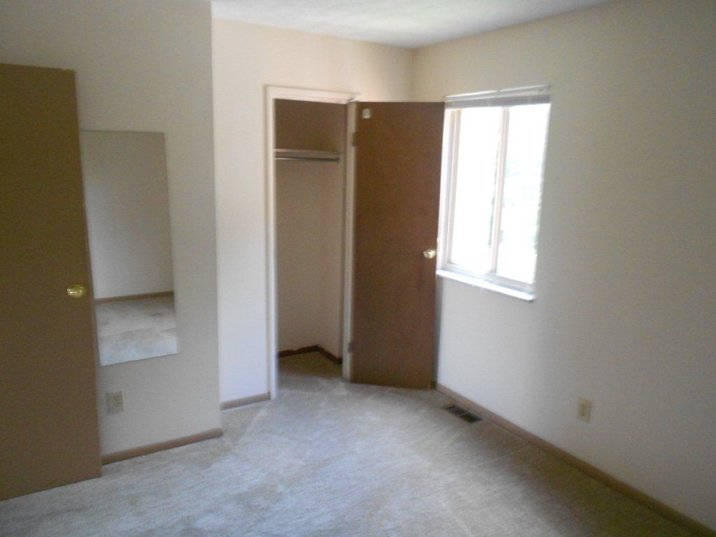 140 W. Maynard - Bedroom 02