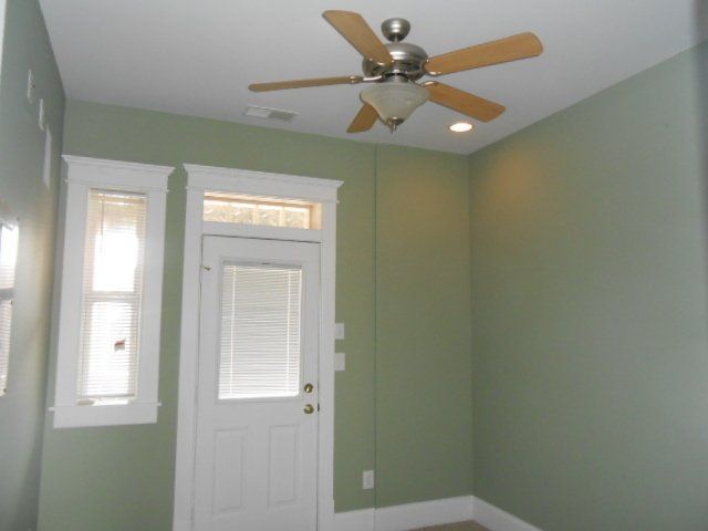 1694-1702 N. High St (1702) interior 8