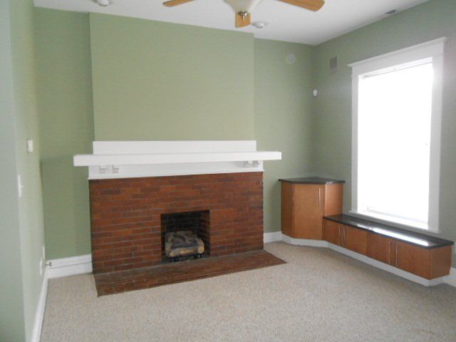 1694-1702 N. High St (1702) interior 3