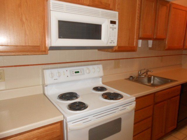 121 E. 15th Ave Apt. I interior 23