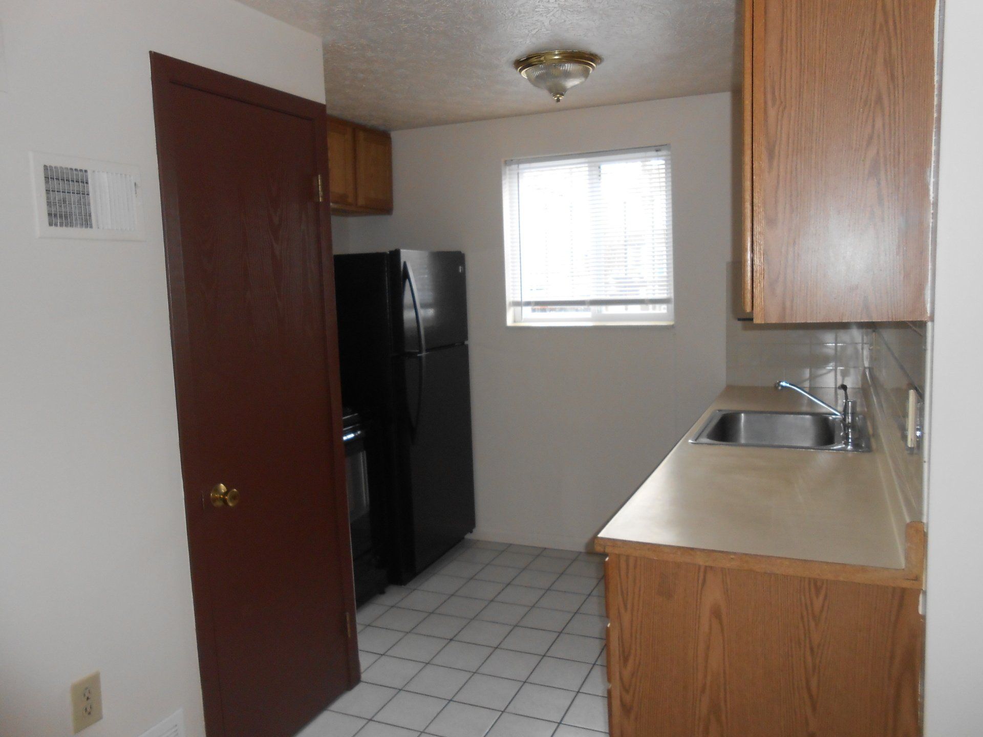 kitchen at 161 W. 10th Ave
