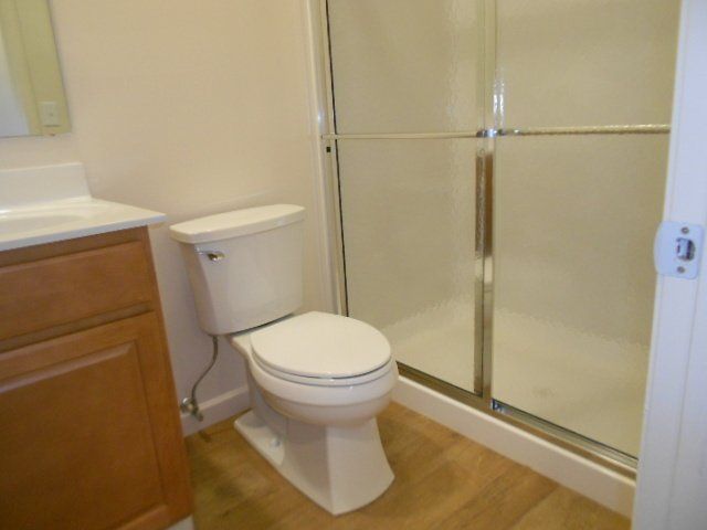 341 W. 8th Ave. - Bathroom 01