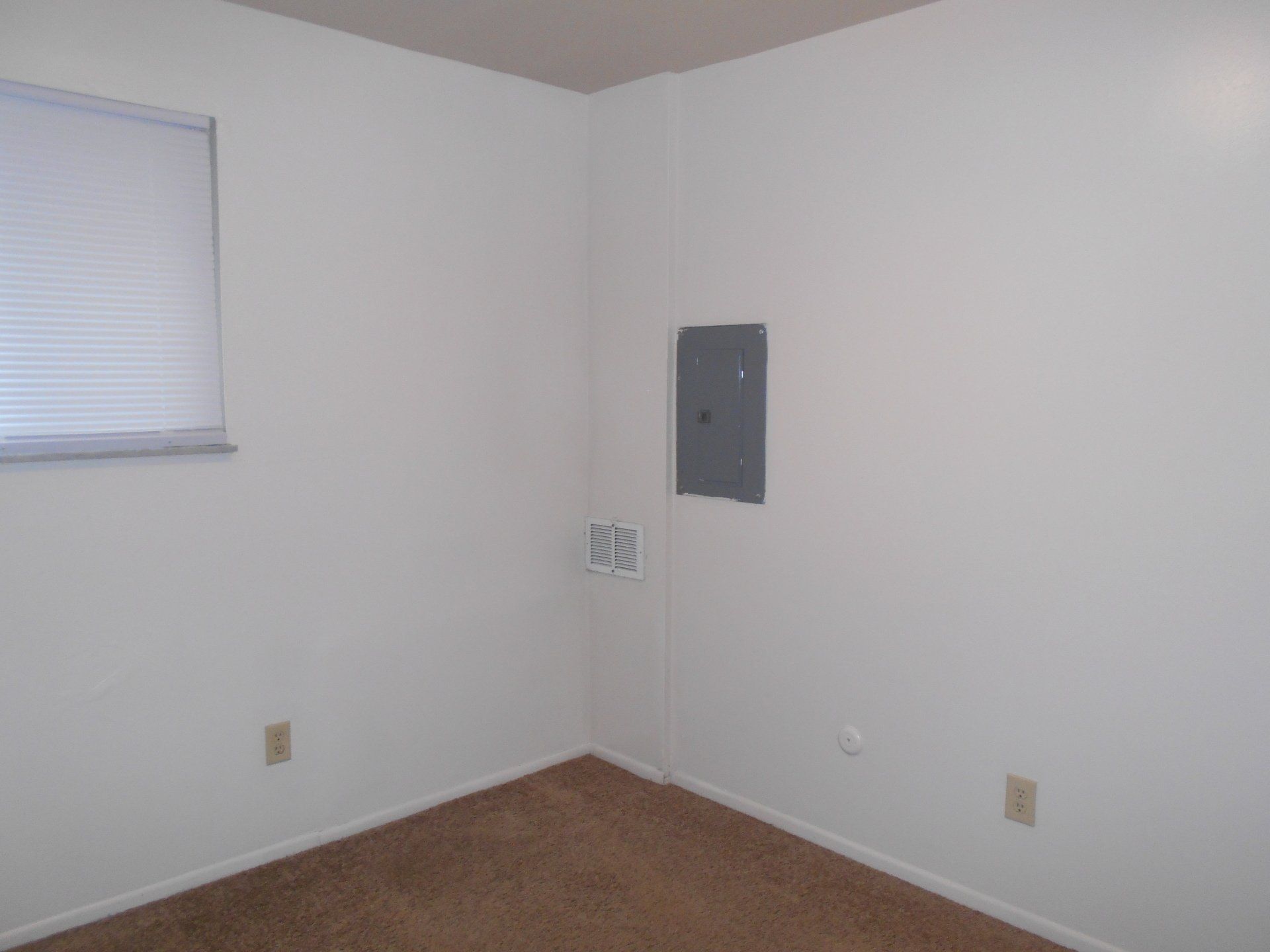 60 Chittenden - Bedroom 03