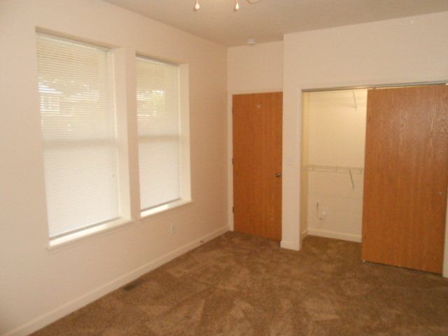 2357 Neil Ave. - Bedroom 01