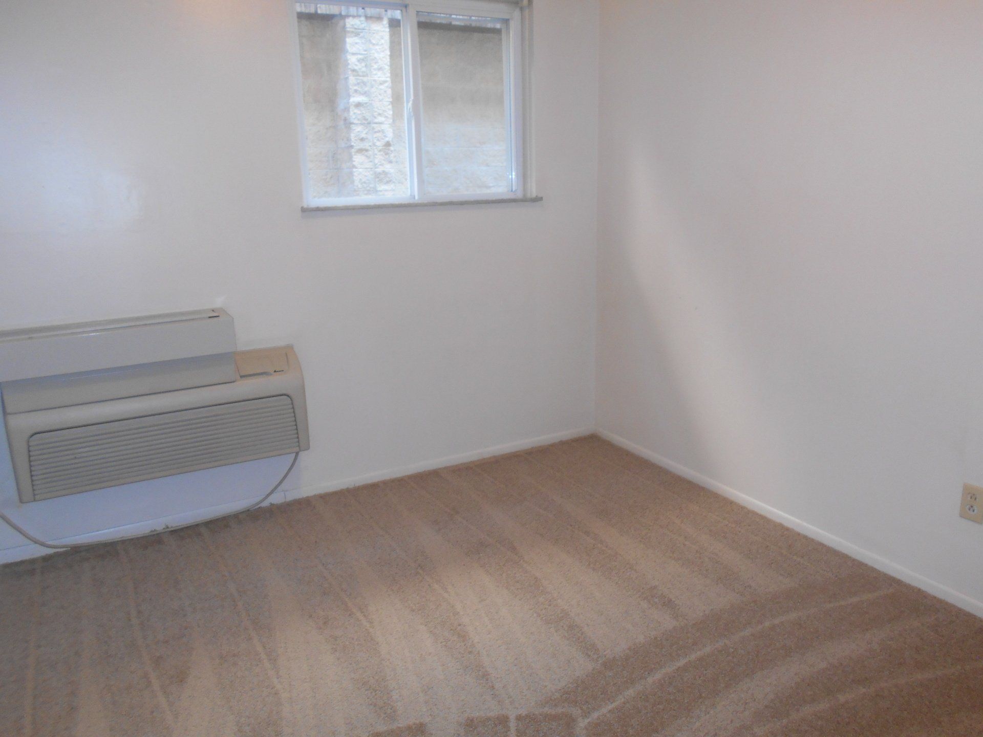 60 Chittenden - Bedroom 01