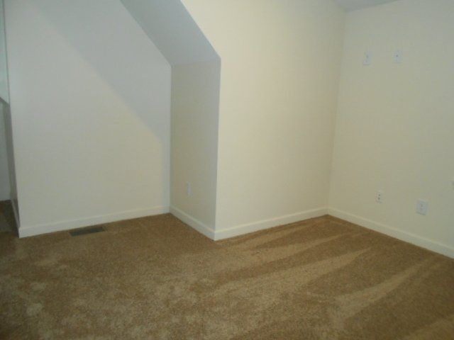 109 W. 8th Ave bedroom