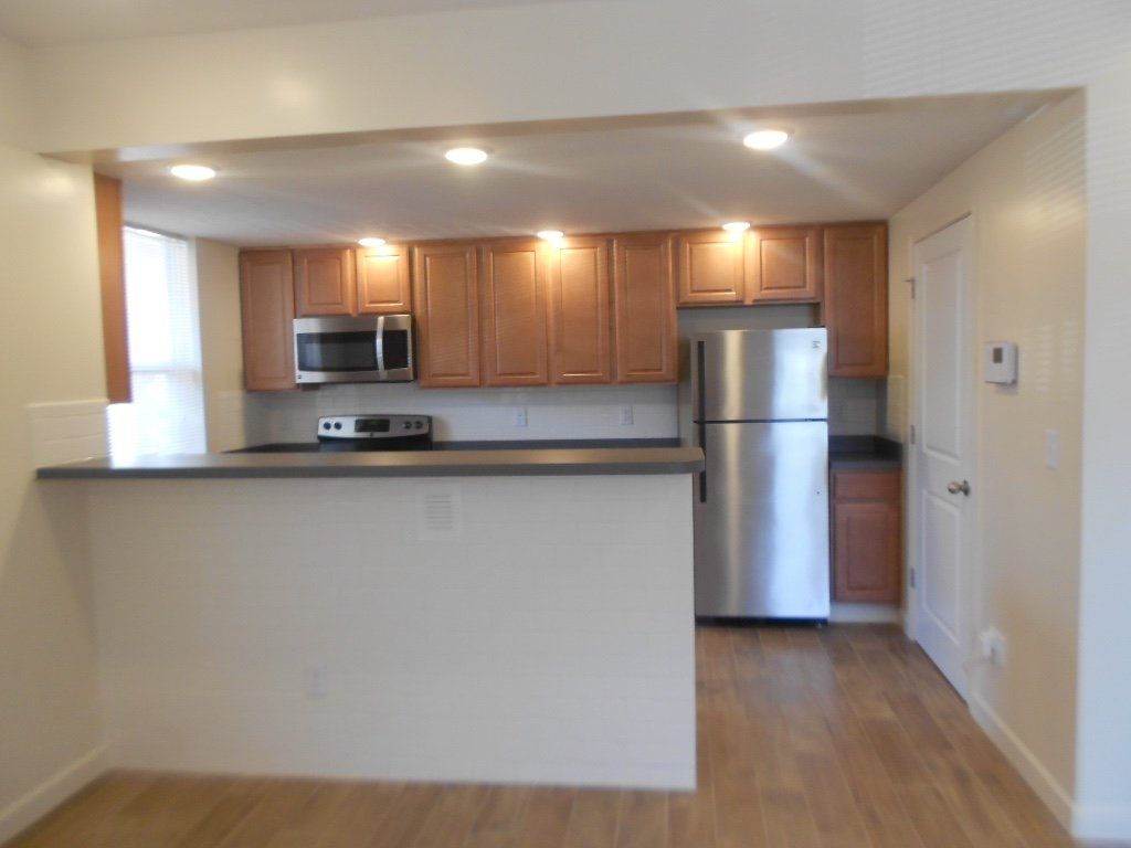2241 Neil Ave. - Kitchen 02