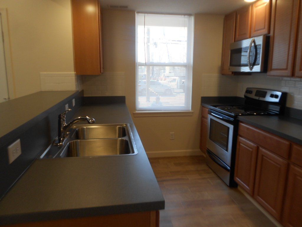2241 Neil Ave. - Kitchen 03