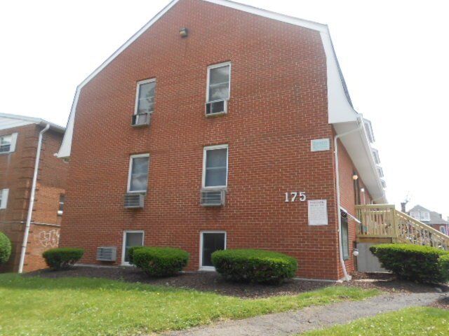 175-191 W. 9th Ave exterior 2