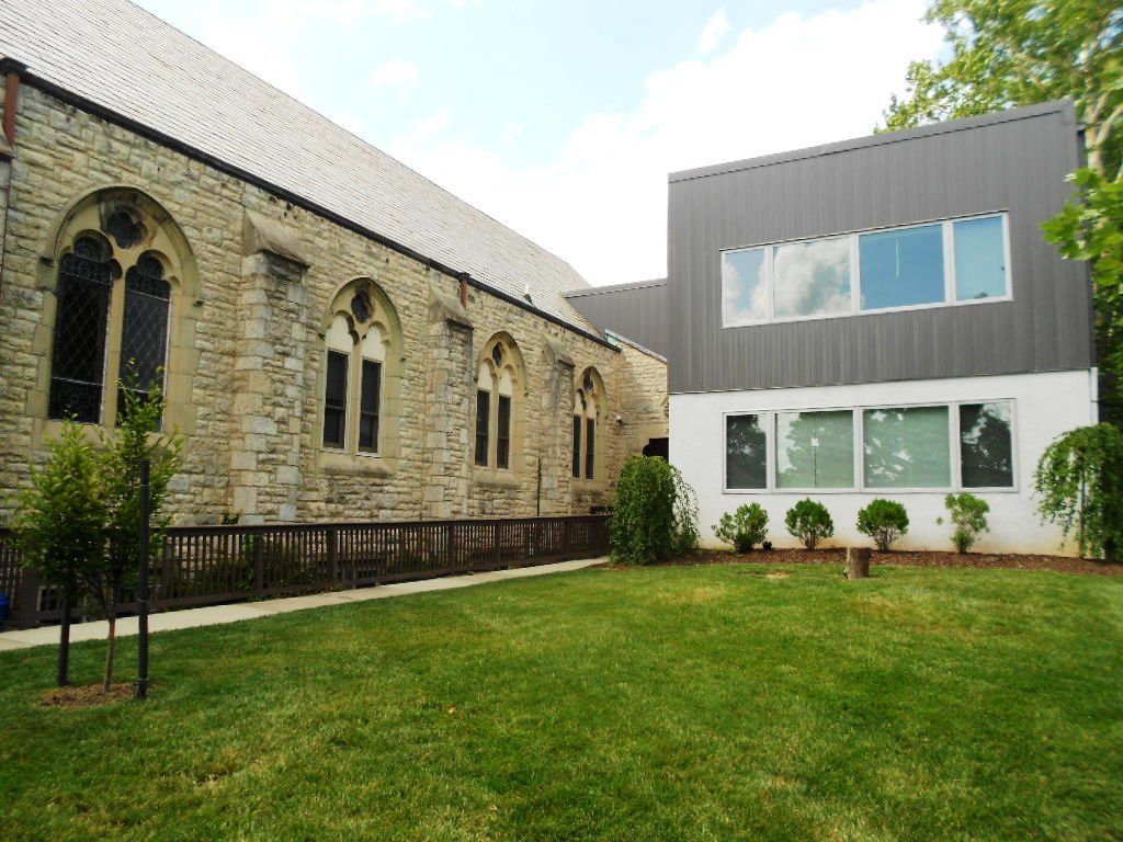 30 E. Norwich Ave. Apt. B