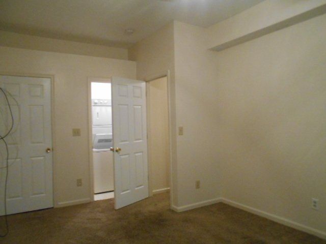 1968 Indianola Ave Apt A interior 10