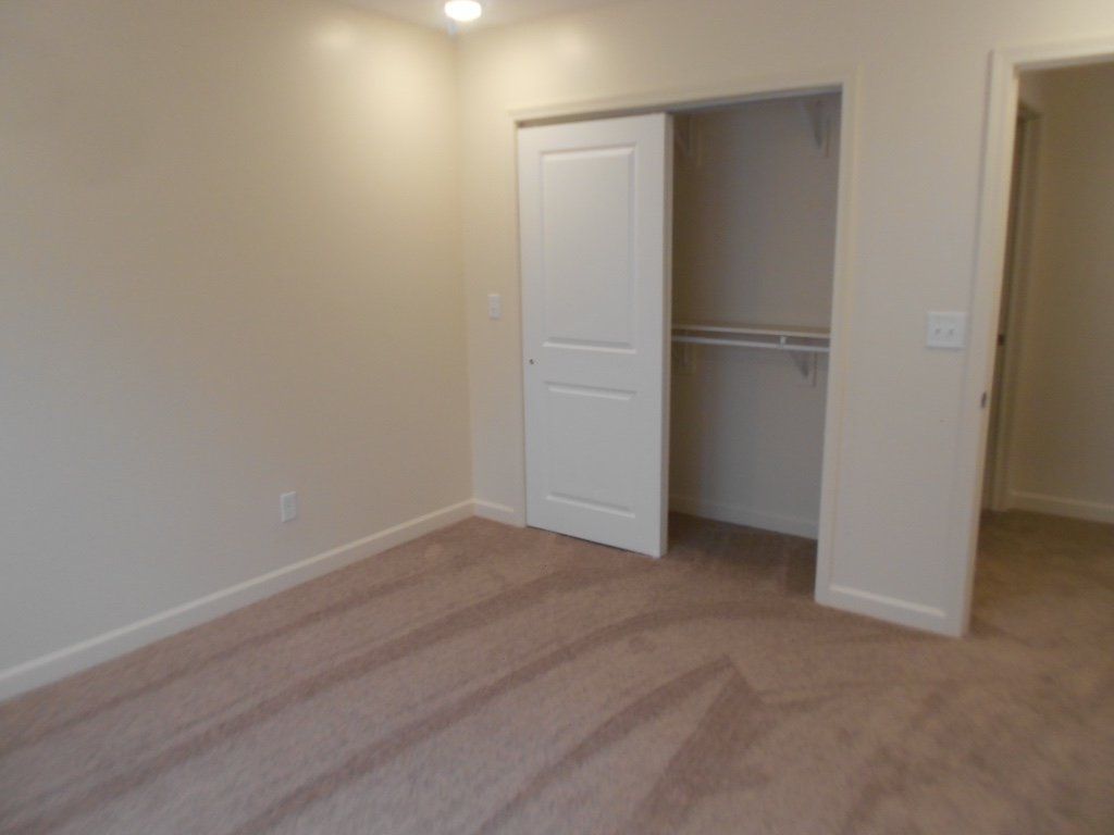 2239 Neil Ave. - Bedroom 01
