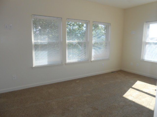 30-38-w-9th-ave- Bedroom