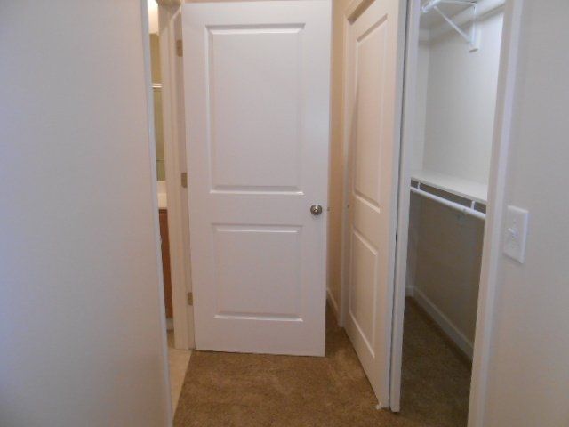 30-38-w-9th-ave- Closet