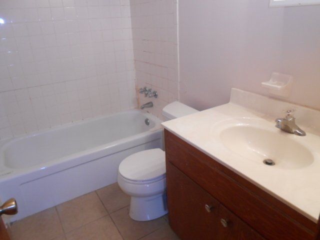 773 Riverview Dr.- Bathroom