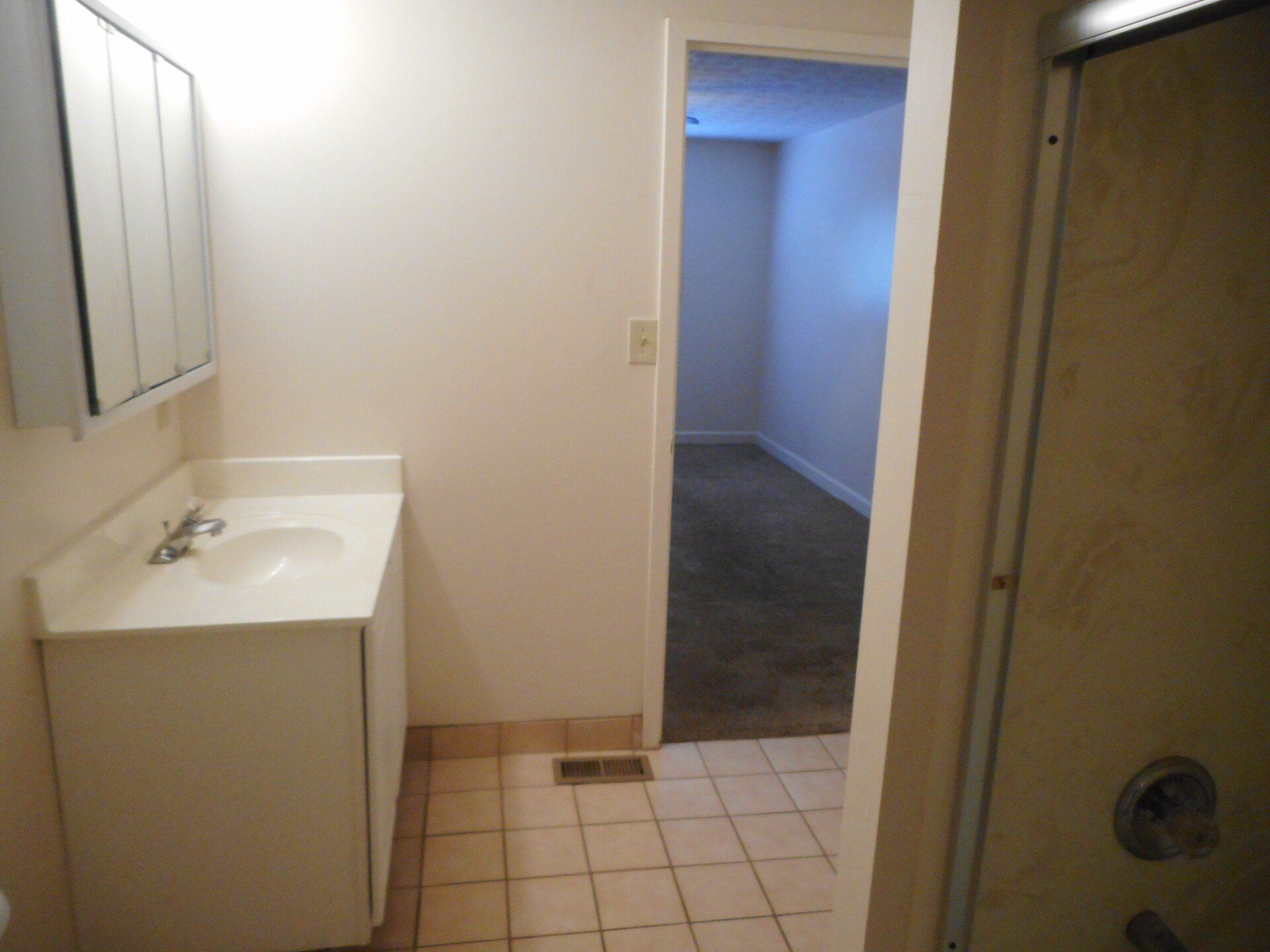 150-161 W. Maynard - Bathroom 06