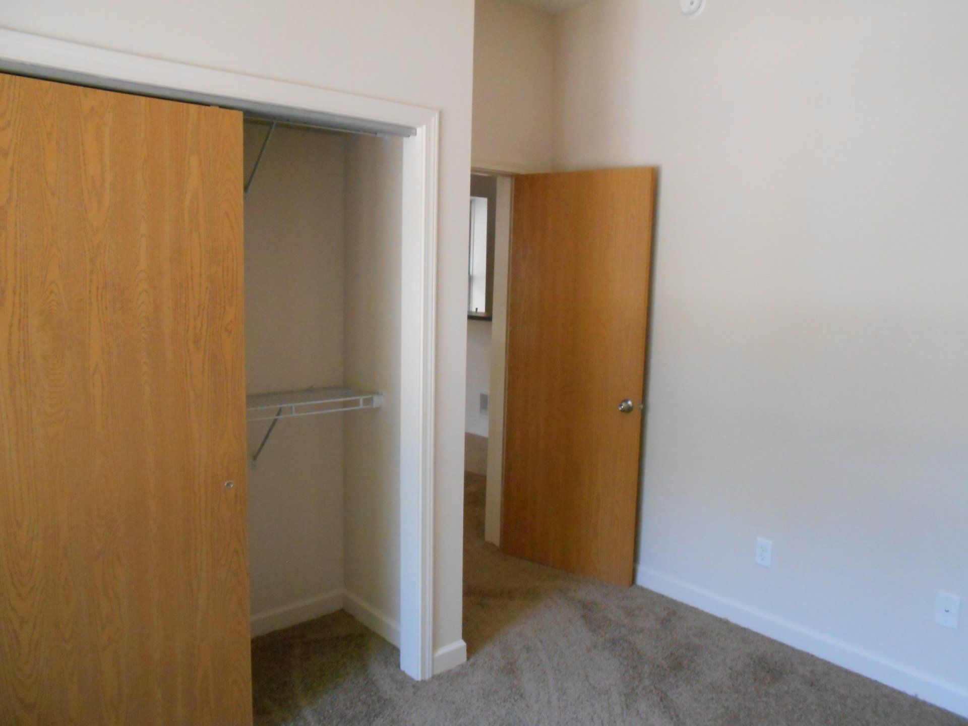 1459 Neil Ave - Bedroom 02