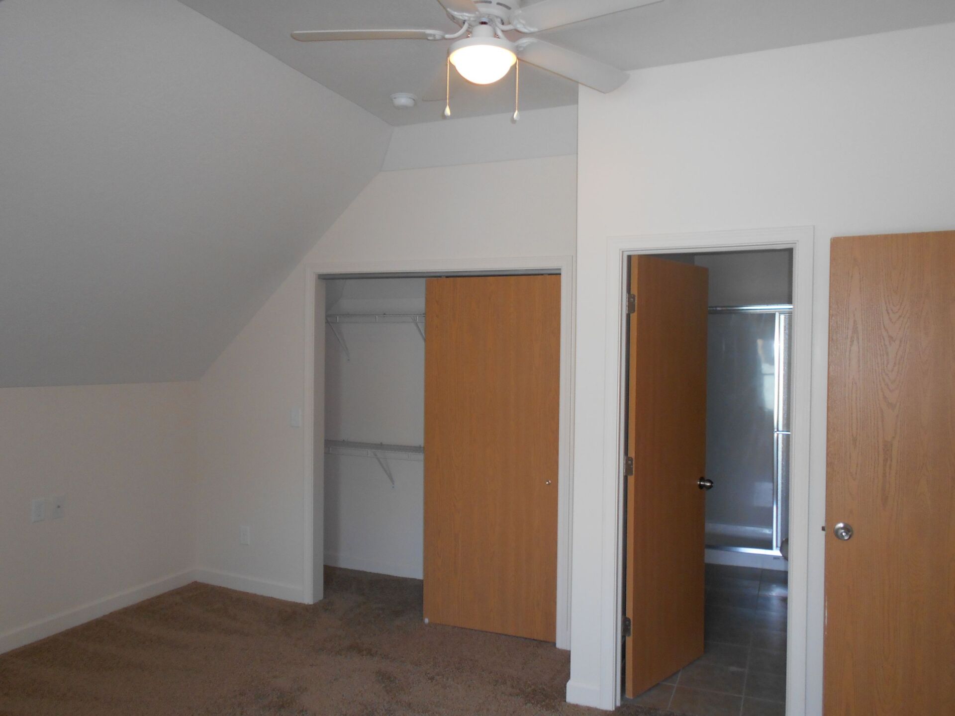 1455 Neil Ave bedroom 3