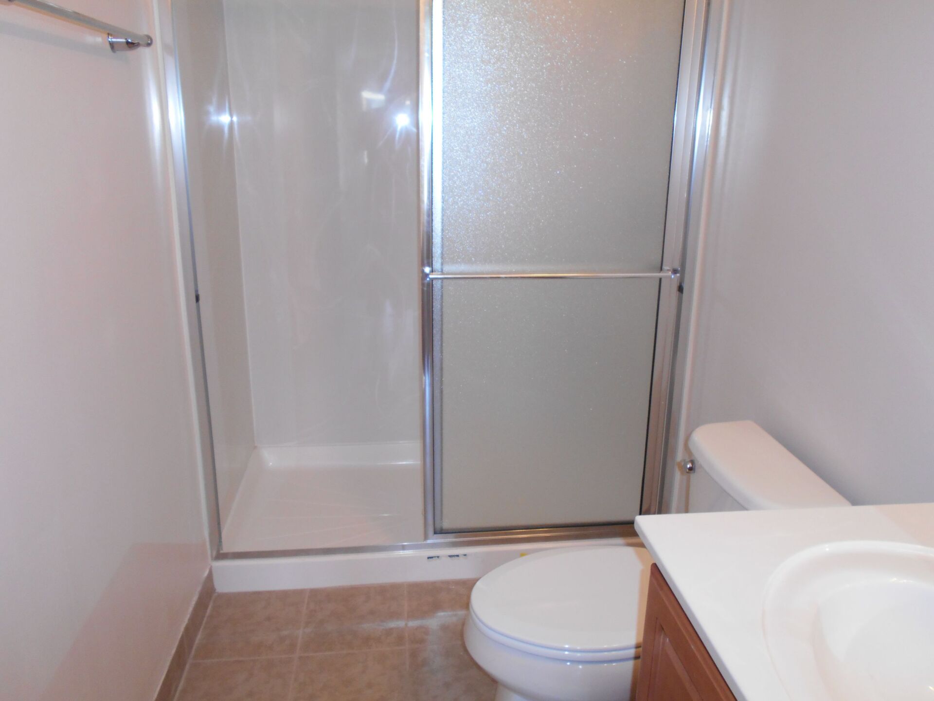 1455 Neil Ave bathroom