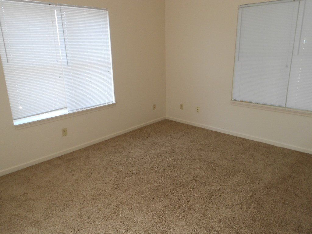 93 E. 15th Ave. Apt. D - Bedroom 06