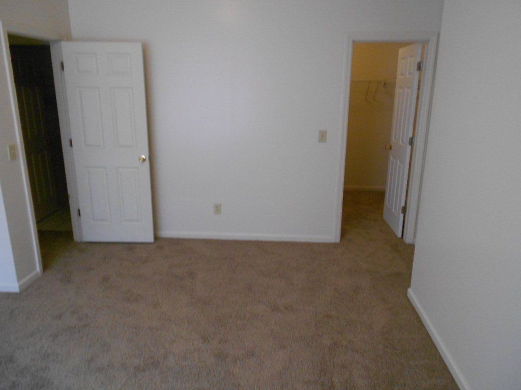 93 E. 15th Ave. Apt. D - Bedroom 05