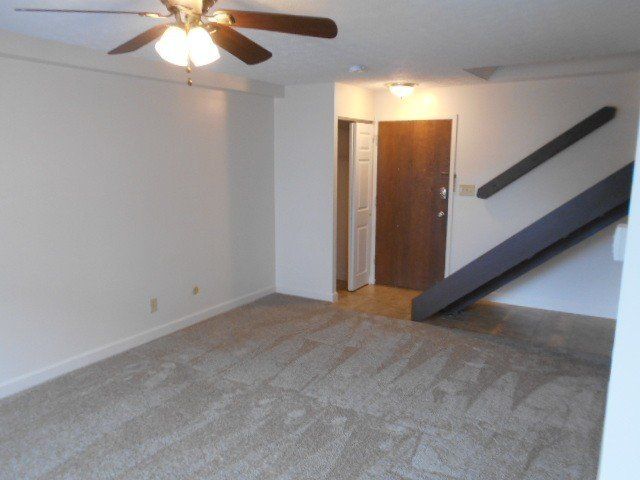 150-161 W. Maynard - Living Room 04