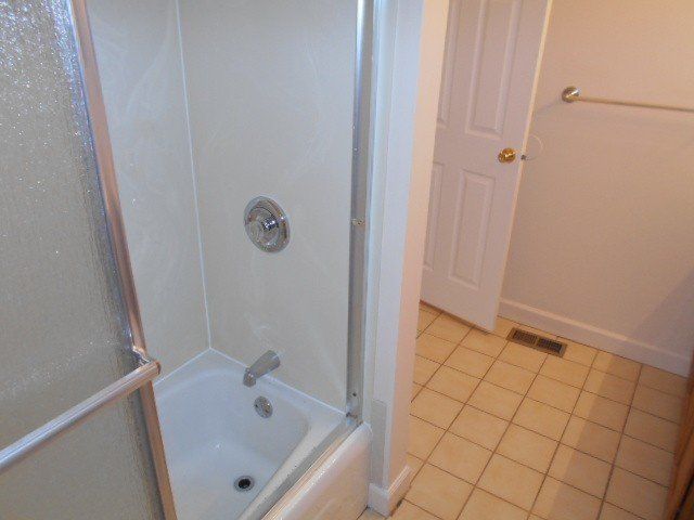 150-161 W. Maynard - Bathroom 02