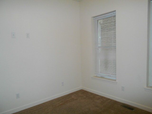 128 E. 11th Ave.-Bedroom 05