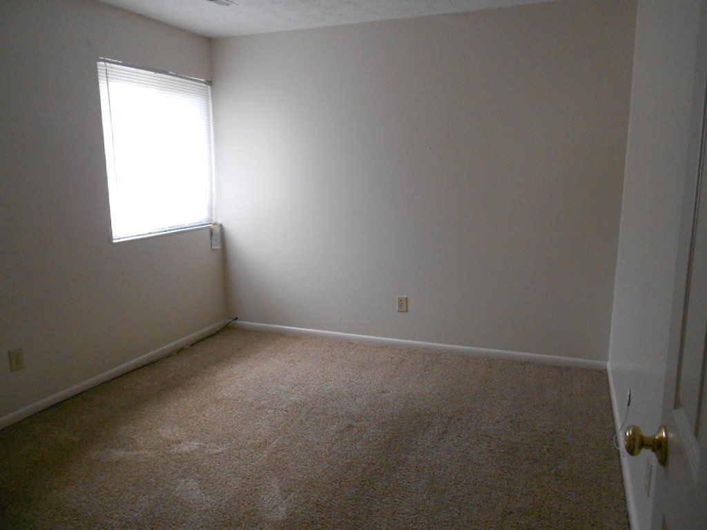 31 & 35 E 12th Ave interior